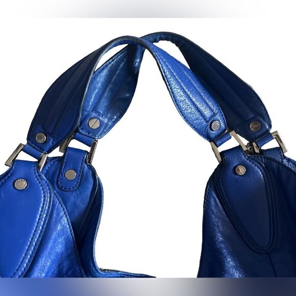 BCBG Blue leather purse - Picture 3 of 4